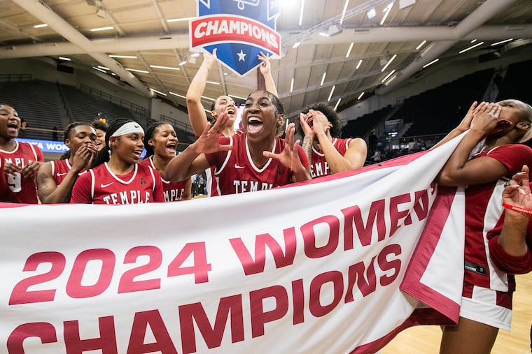 Tiarra East and her Temple teammates celebrate their victory over Villanova in the championship game of the Women's Big Five Classic on Dec. 6, 2024, at the Finneran Pavilion at Villanova University.